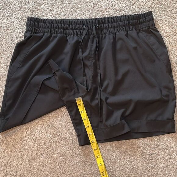 Mondetta Shorts - Picture 5 of 10